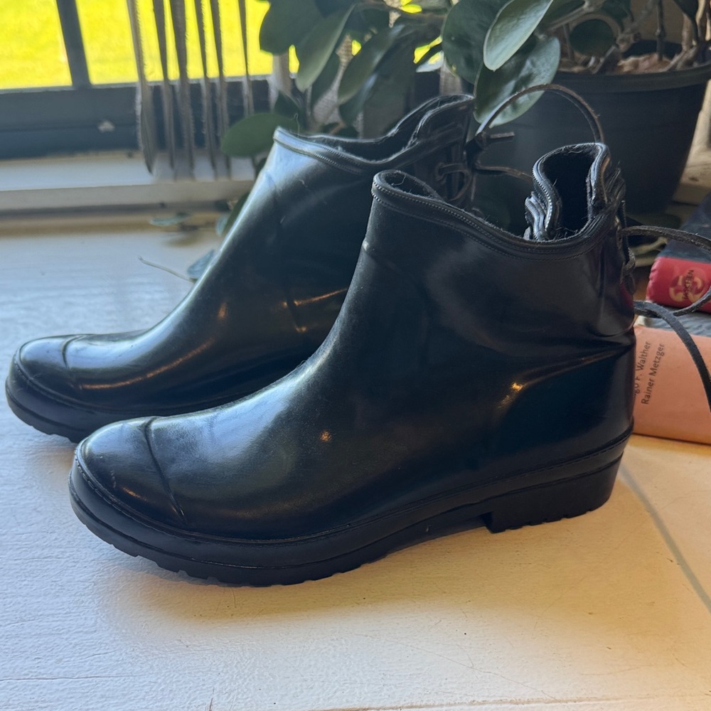 Black Ankle Rain Boots